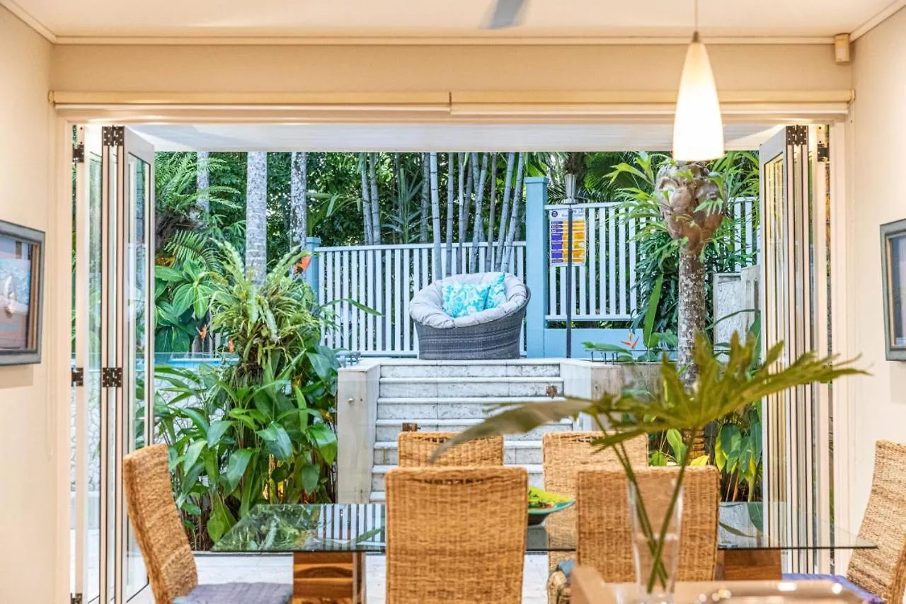 Courtyard On Murphy Port Douglas 0*,