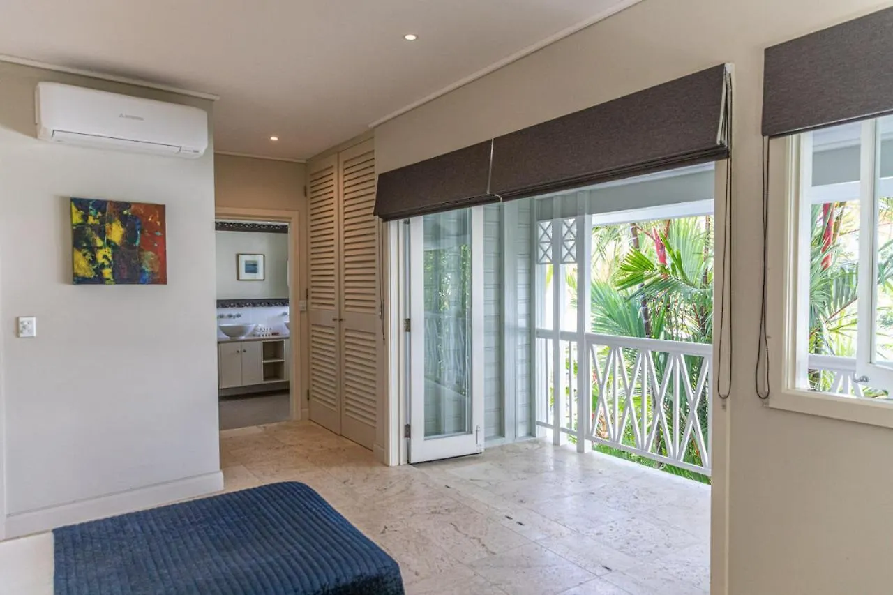 Courtyard On Murphy Port Douglas Australia