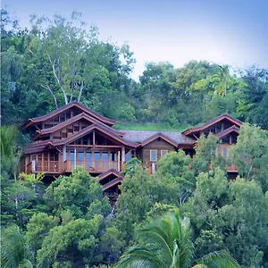 Villa Empat Puluh Dua, Port Douglas